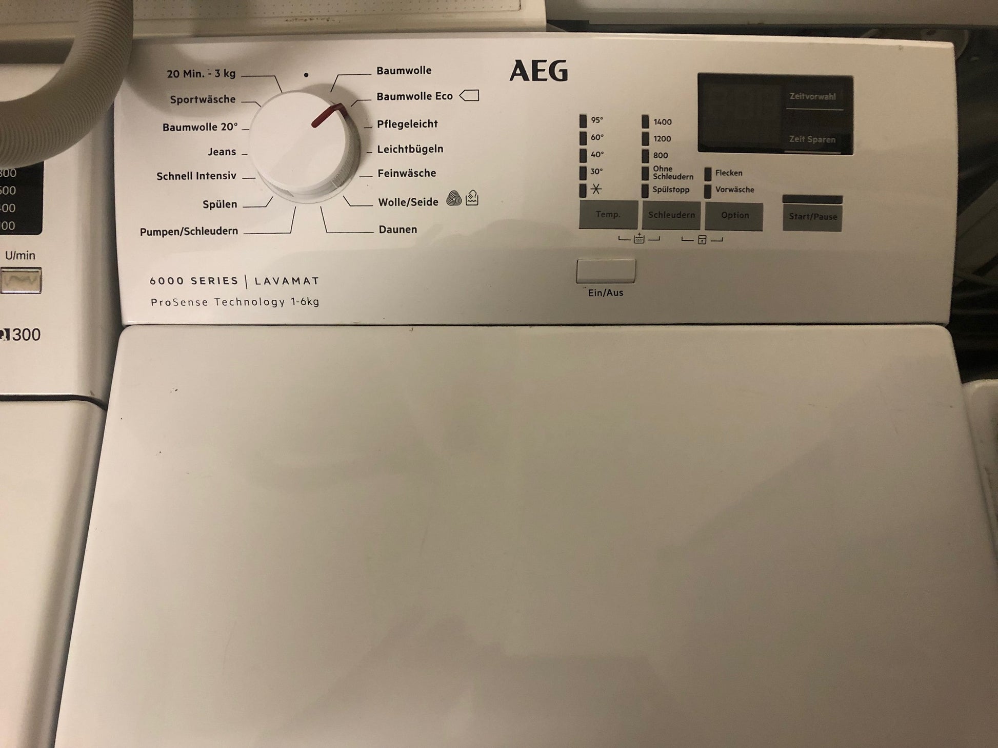 AEG 6000 Series Lavamat Toplader Waschmaschine in Berlin, ideal für kompakte Räume.