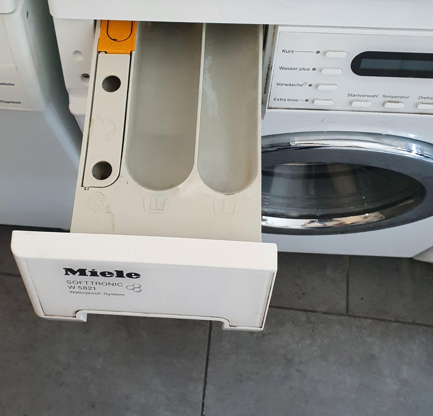 Waschmaschine Miele Softtronic W5821