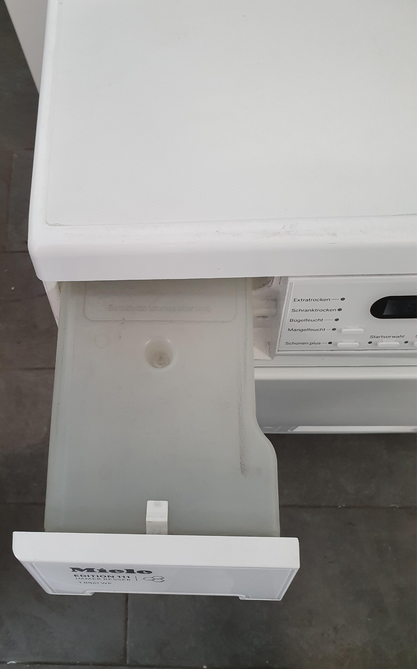 Trockner Miele T 8861 WP Edition 111 Wärmepumpentrockner A+ 8 kg
