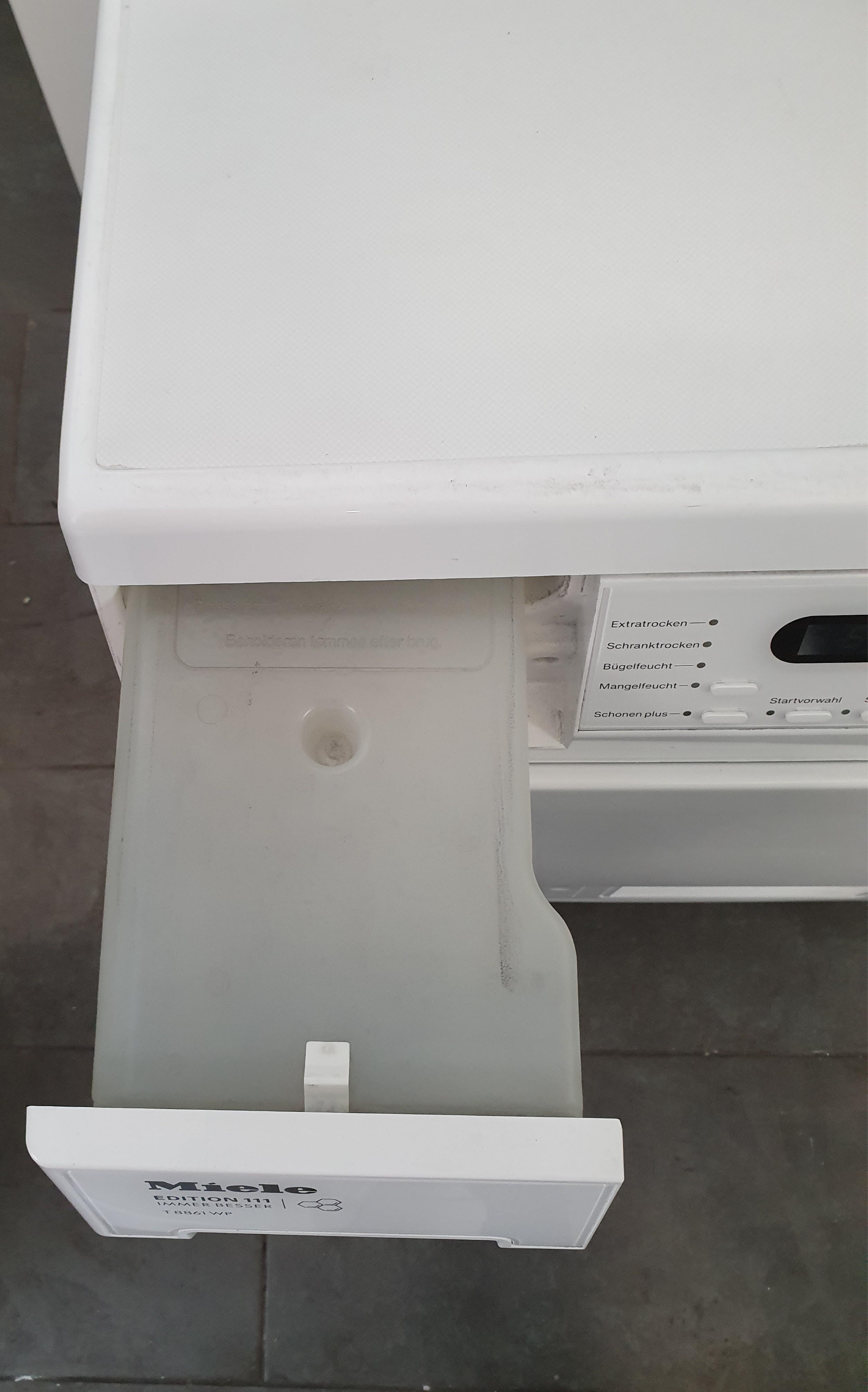 Trockner Miele T 8861 WP Edition 111 Wärmepumpentrockner A+ 8 kg