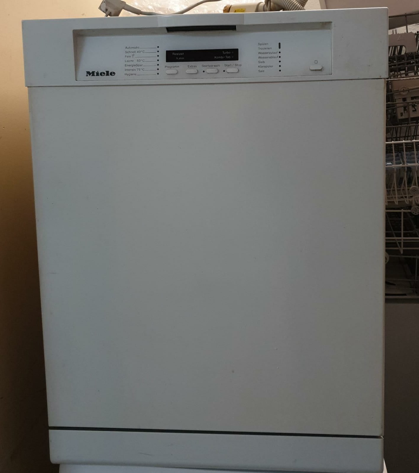 Geschirrspüler Miele neuwertig, unterbaufähig