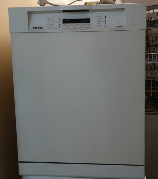 Geschirrspüler Miele neuwertig, unterbaufähig