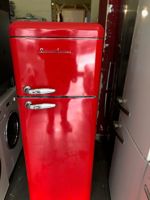 Designer Kühlschrank Schaub Lorenz in Rot