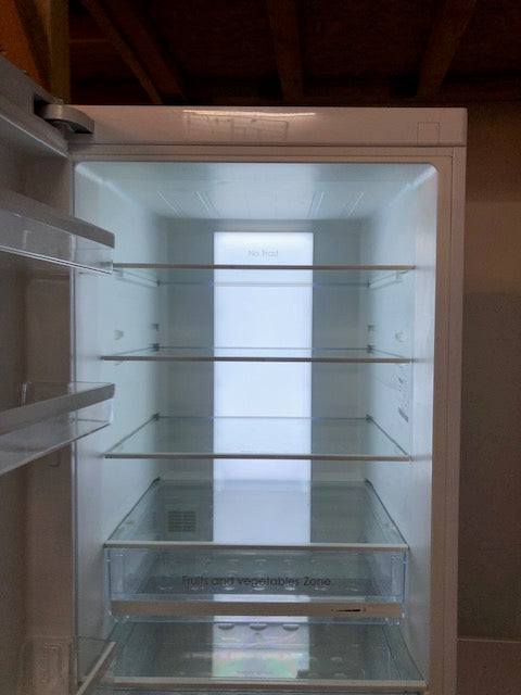 Kühlschrank Marke Haier mit 2 Tiefkülfächer Farbe Weiß