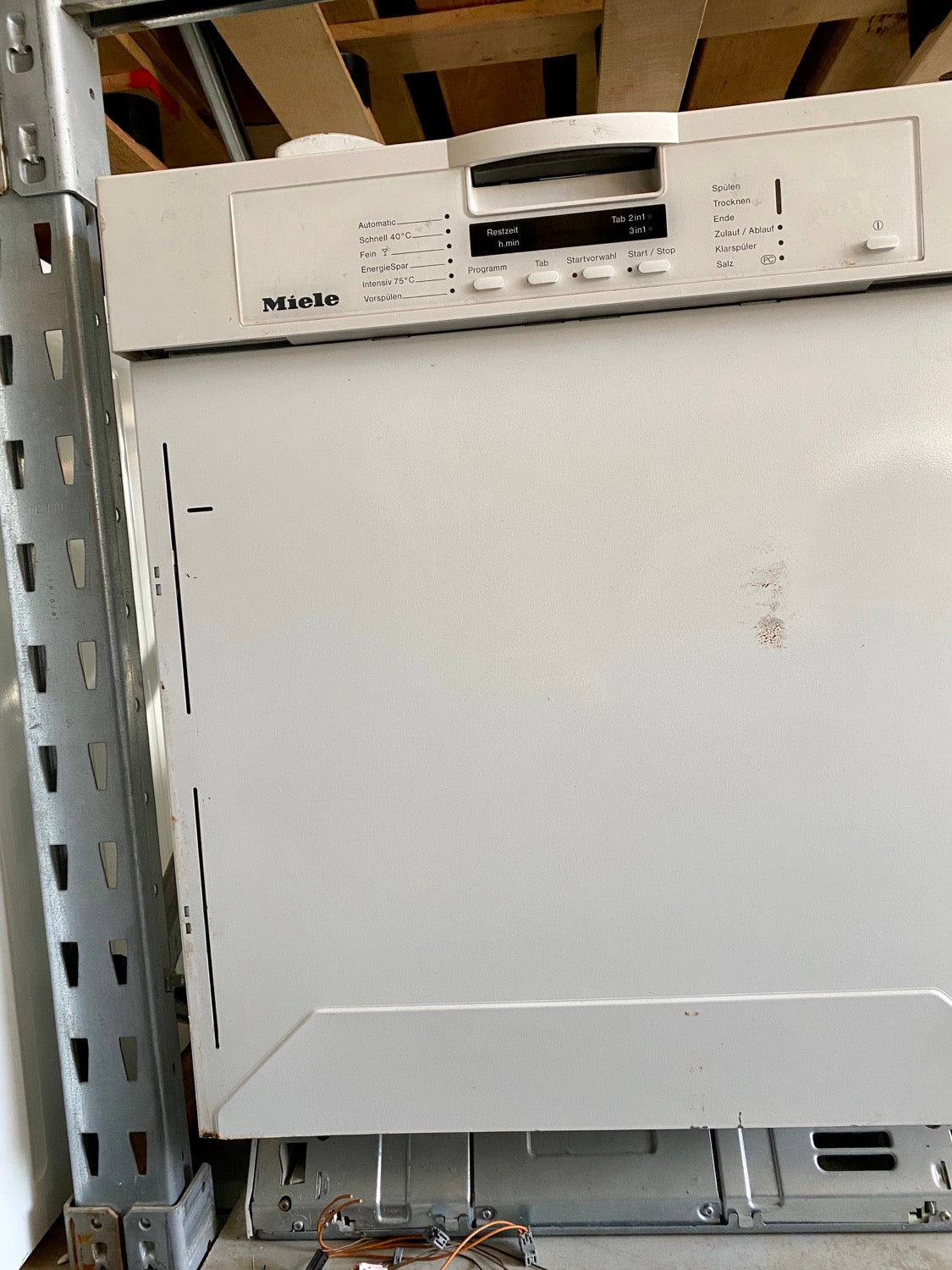 Geschirrspüler Miele Teil integriert￼