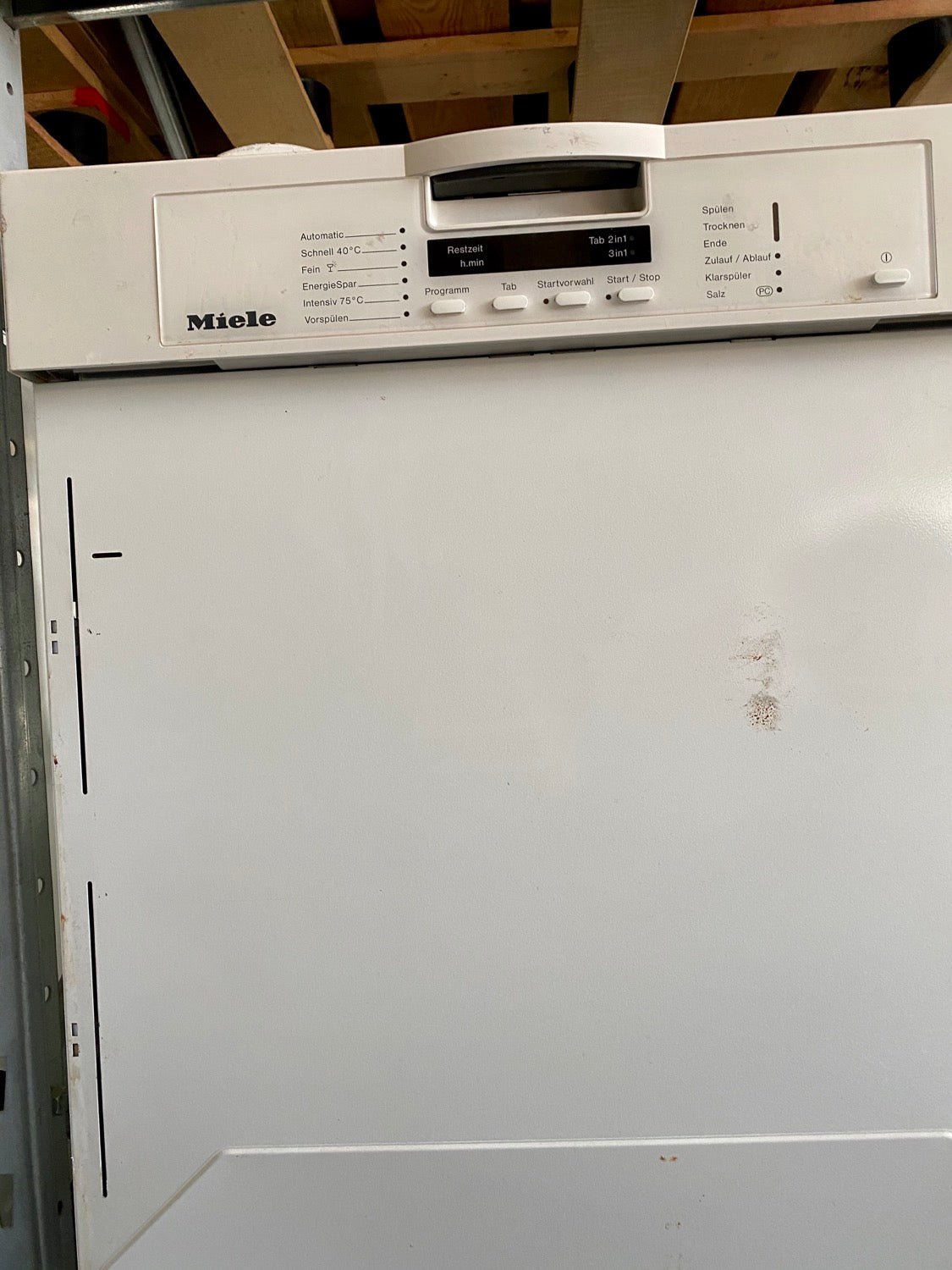 Geschirrspüler Miele Teil integriert￼
